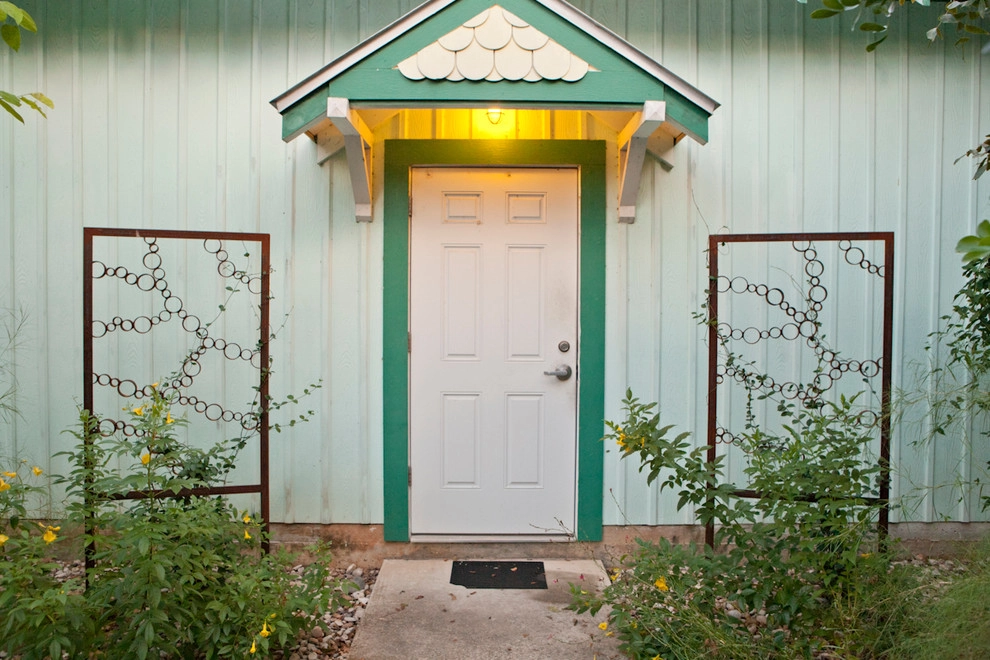 Hyde Park Cottage by Fertile Ground Organic Gardens - Photo 4