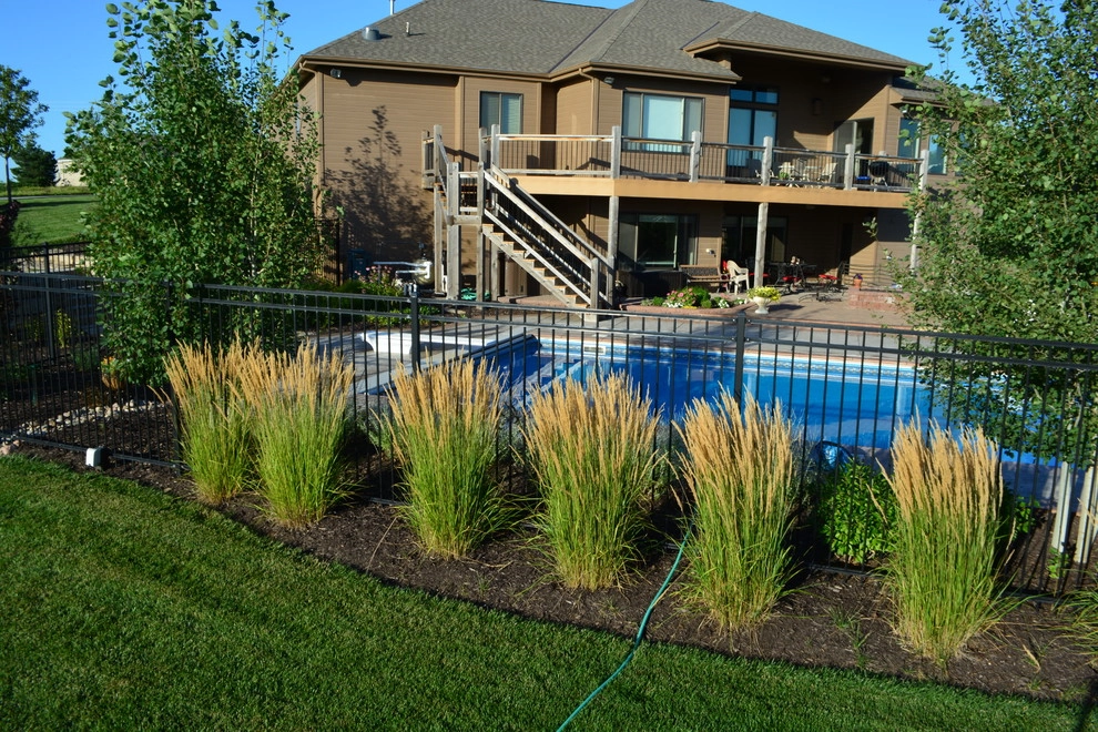 Comfortable Backyard Retreat by Breaking Ground - Photo 5