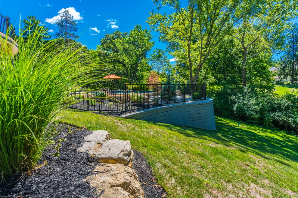 Town and Country Landscape 2 by Flora Design And Landscape - Photo 3