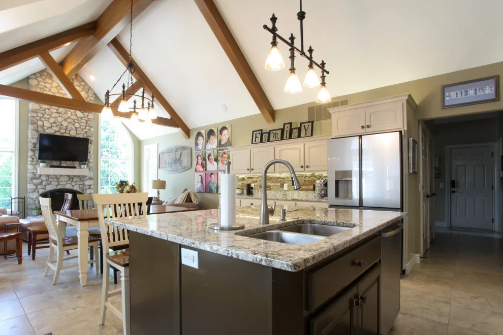 Kitchen Renovation by Miracle Contracting Inc. - Photo 3