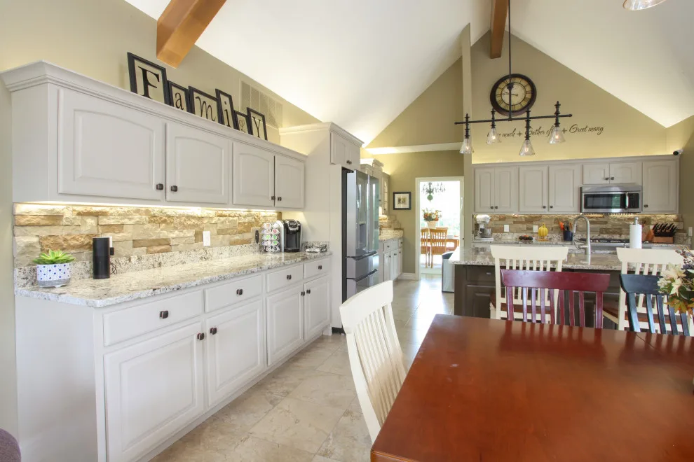 Kitchen Renovation by Miracle Contracting Inc. - Photo 5