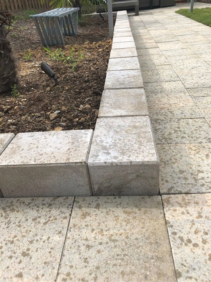 PAVER EDGING :) by Fontaine Landscaping Inc. - Photo 8