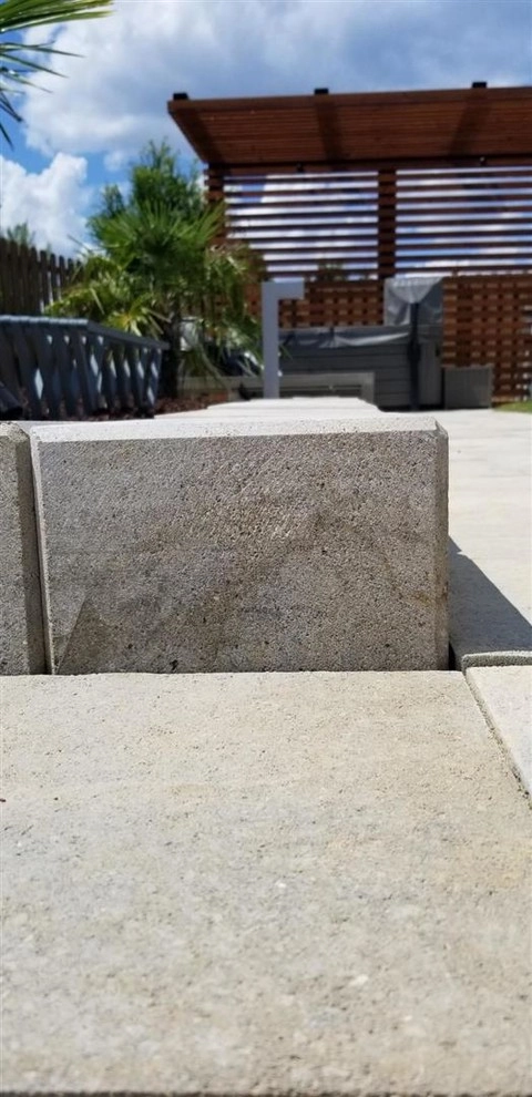 PAVER EDGING :) by Fontaine Landscaping Inc. - Photo 6