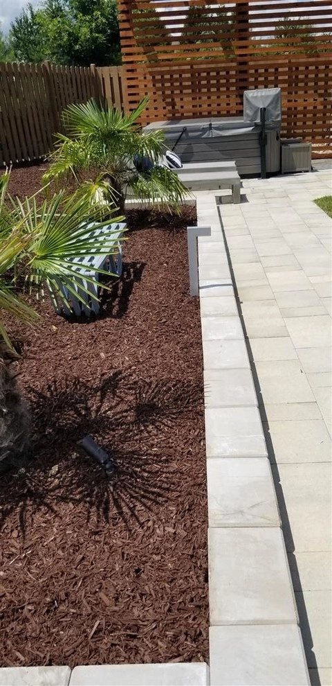 PAVER EDGING :) by Fontaine Landscaping Inc. - Photo 13