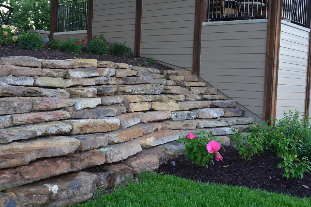 Lakeside Entertainment Space and Water Feature by Breaking Ground - Photo 17