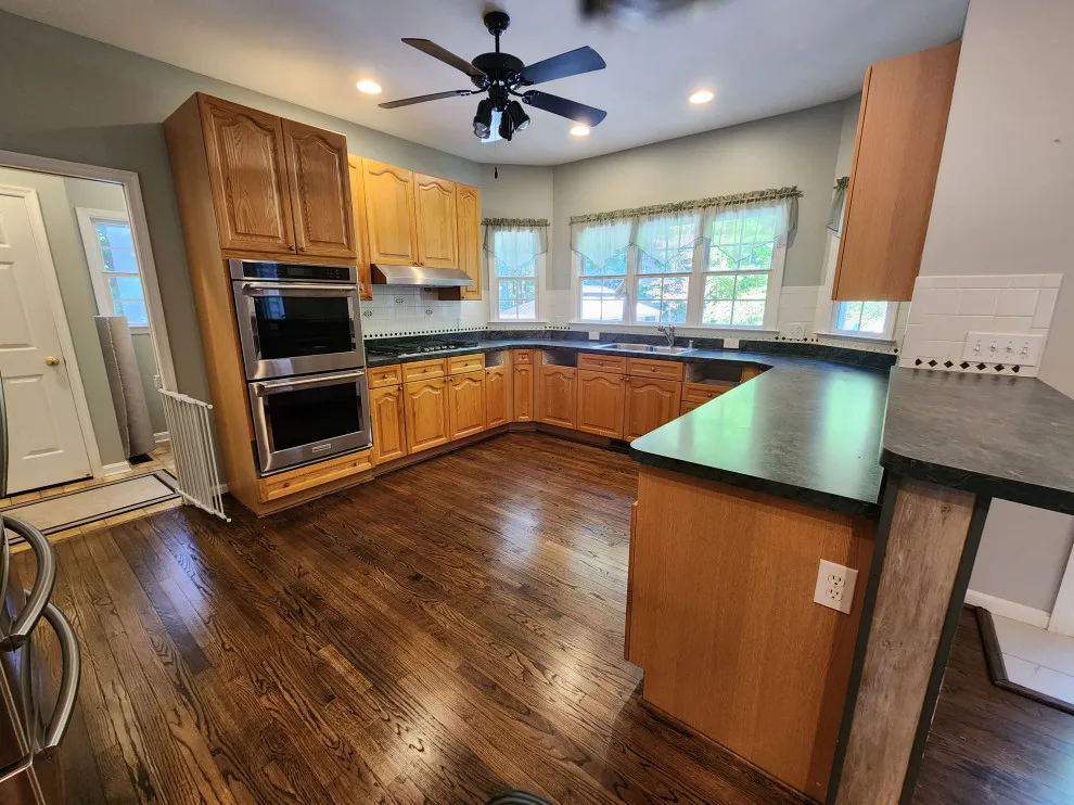 Dual Hue Kitchen Renovation by Vm Home Improvement LLC - Photo 6