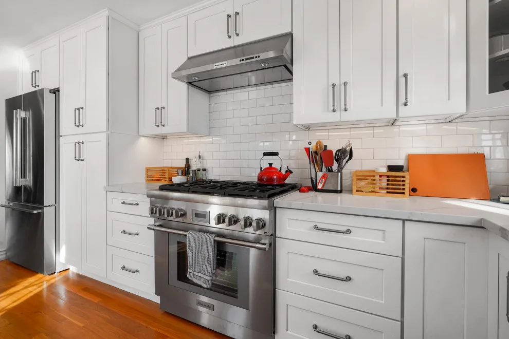 Seal Beach, CA Kitchen Renovation by Katz Design & Builders Inc. - Photo 15