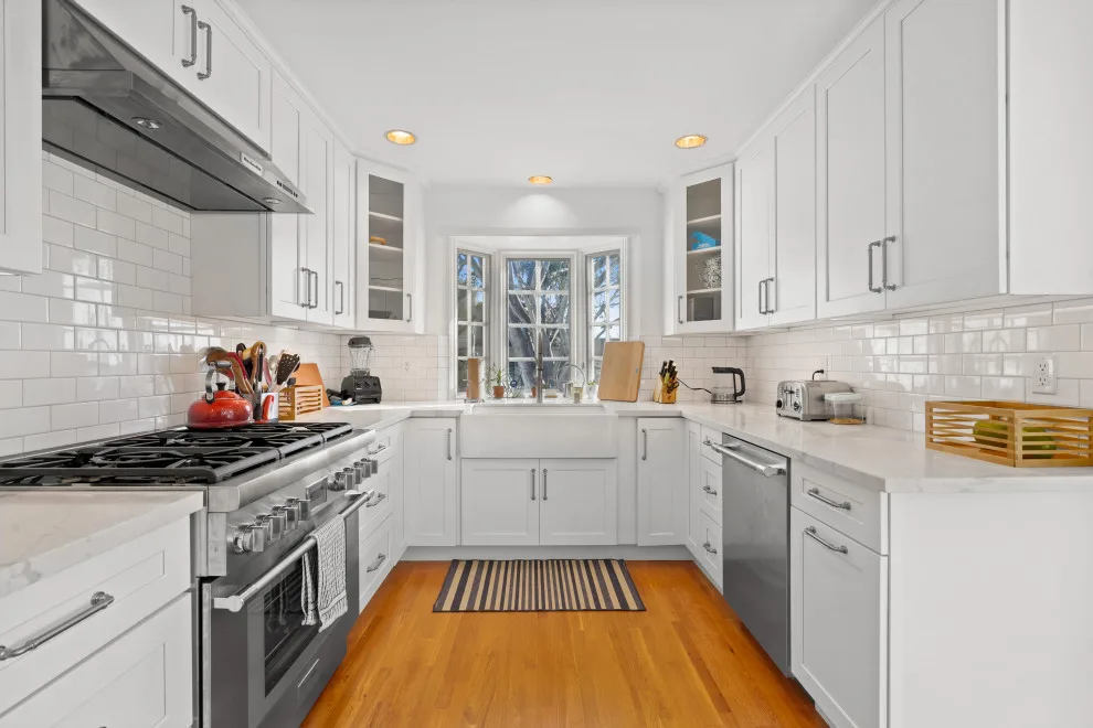 Seal Beach, CA Kitchen Renovation by Katz Design & Builders Inc. - Photo 10