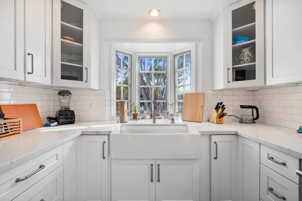 Seal Beach, CA Kitchen Renovation by Katz Design & Builders Inc. - Photo 4