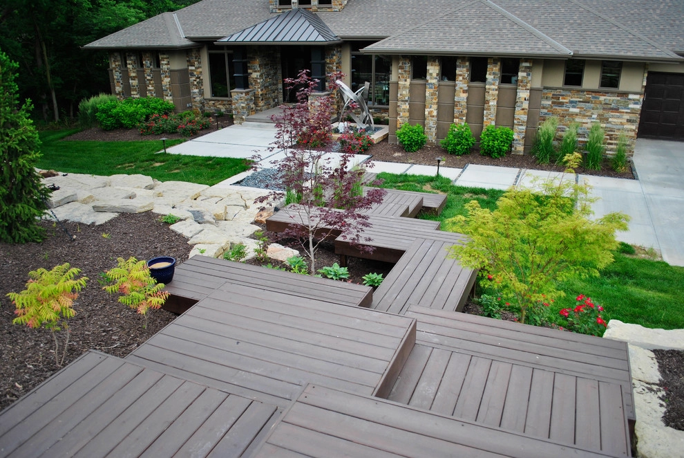 Modern Hillside Entry and Sculpture Garden by Breaking Ground - Photo 32