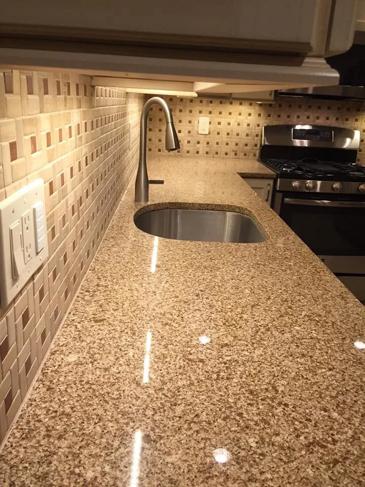 Coram Kitchen Upgrade by Hourglass Home Improvements Inc. - Photo 2