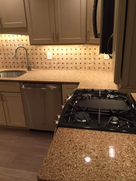 Coram Kitchen Upgrade by Hourglass Home Improvements Inc. - Photo 7