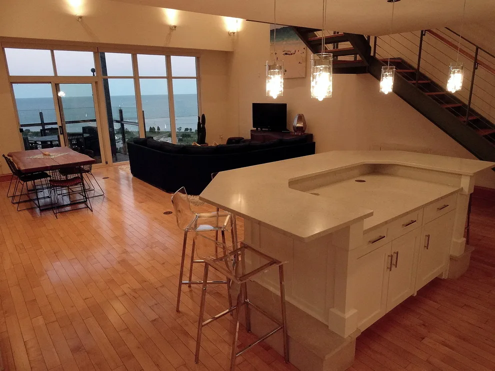 Milwaukee Home - Kitchen Renovations by Cornerstone Remodeling, Ltd - Photo 8