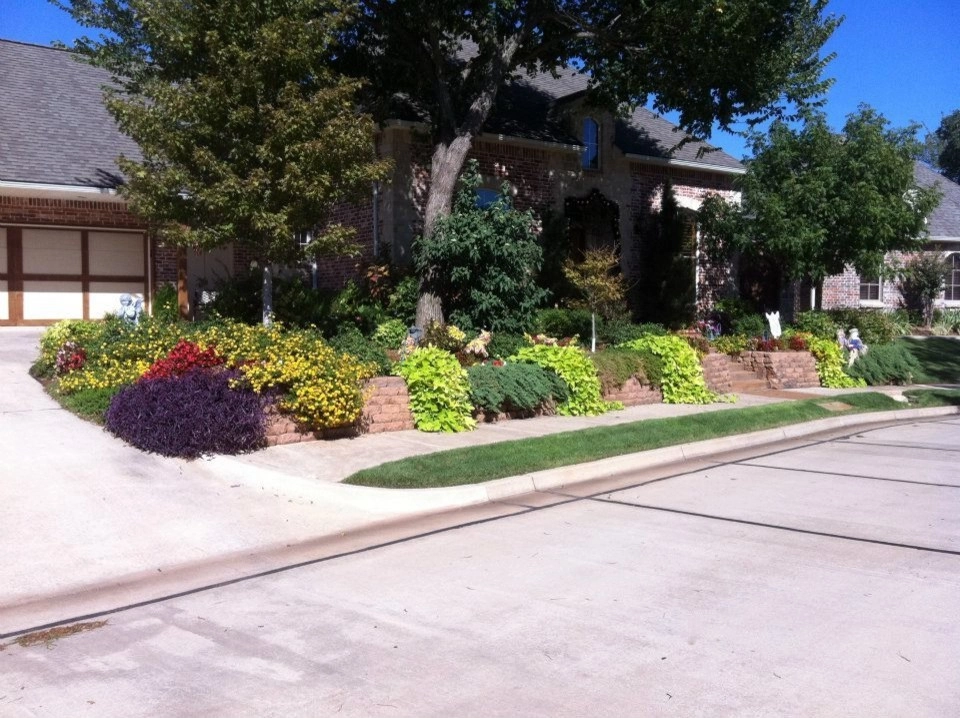 Landscaping by Freemans Landscape - Photo 4