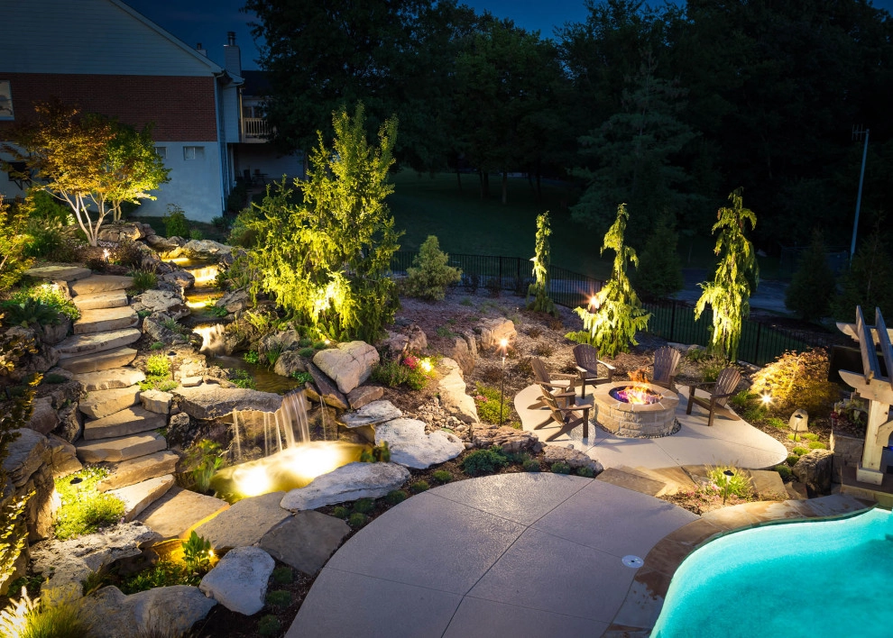 Pool Landscape | St. Louis, MO by Frisella Landscape Group - Photo 3