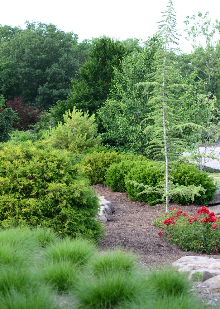 Defiance Landscape | Defiance, MO by Frisella Landscape Group - Photo 6