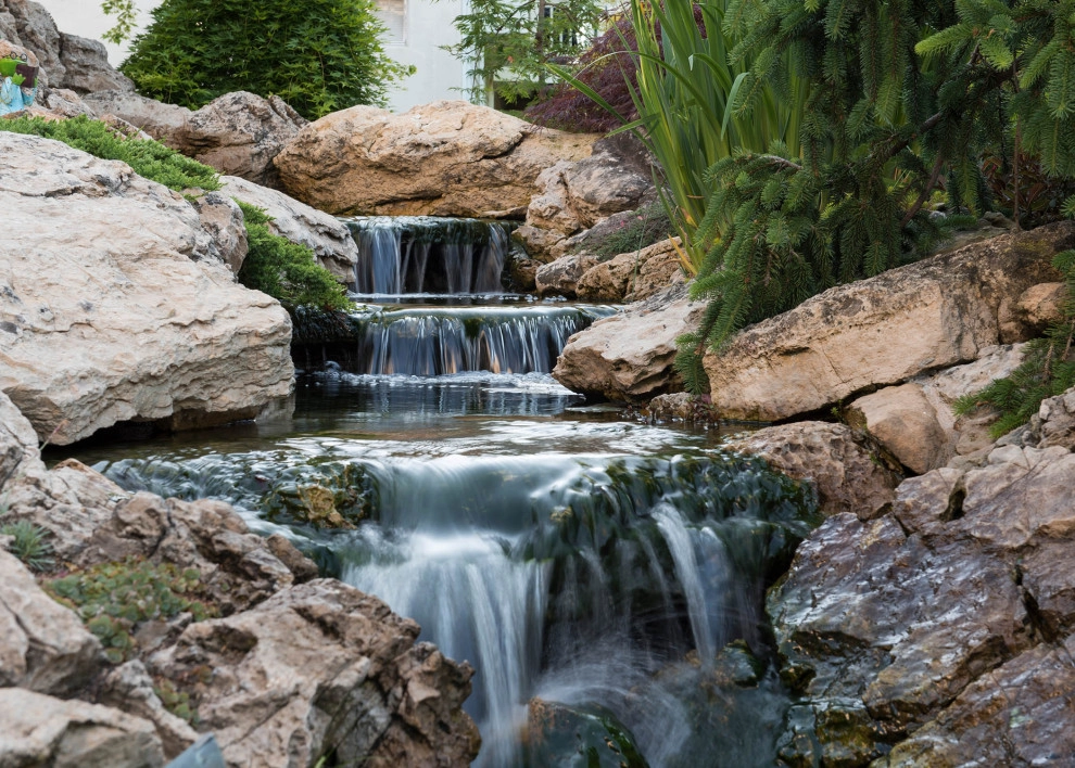 Pool Landscape | St. Louis, MO by Frisella Landscape Group - Photo 7