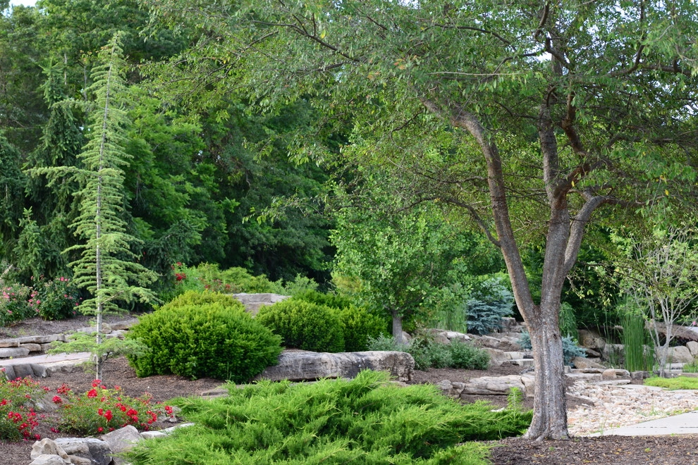Defiance Landscape | Defiance, MO by Frisella Landscape Group - Photo 16
