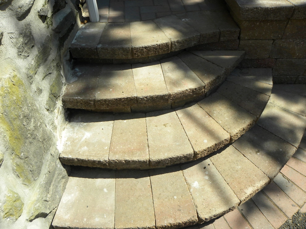Froio's Lawn & Landscape - Photo 14