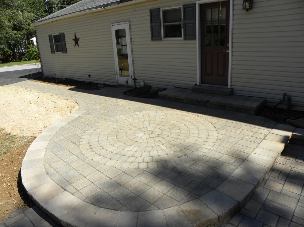Hardscaping by Froio's Lawn & Landscape - Photo 7