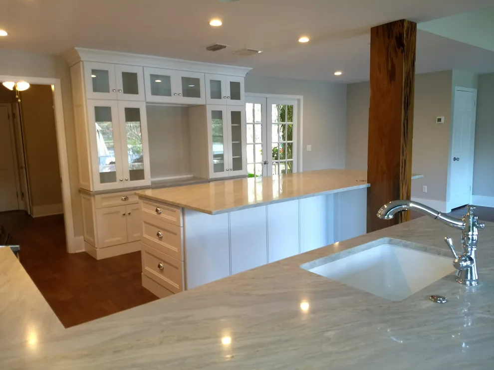 Distinctive Homes, LLC - Photo 5