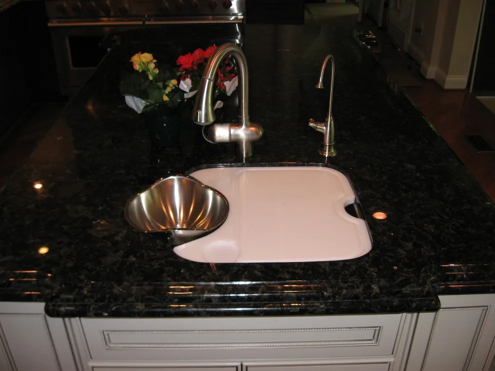 Classic Kitchen by Meyer General Contracting - Photo 5