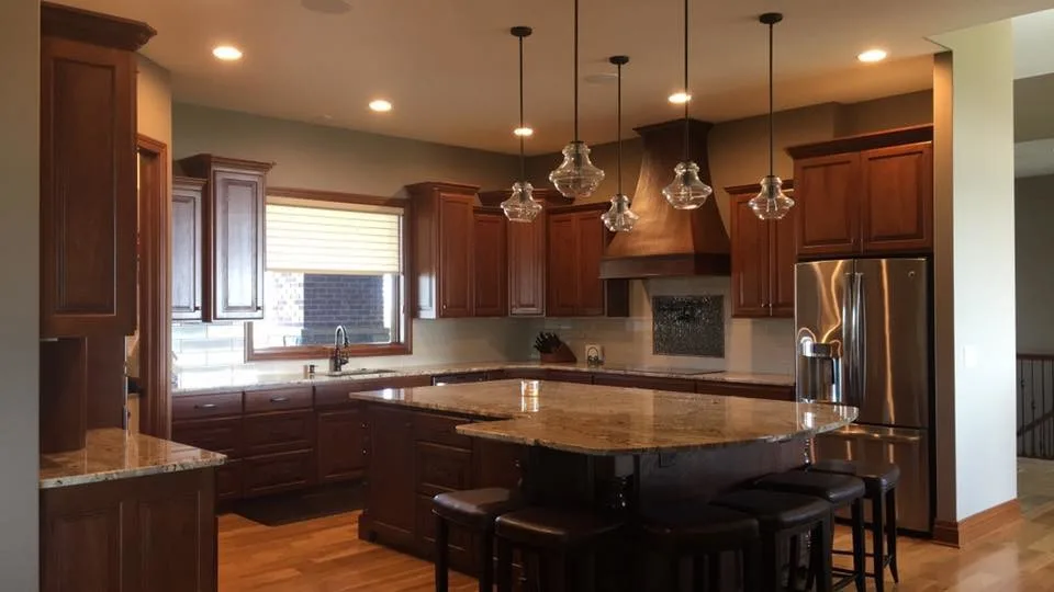 Hansen Construction - Photo 3