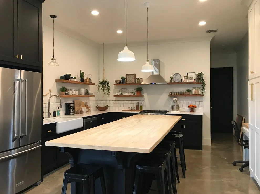 Bates Estates LLC - Photo 9