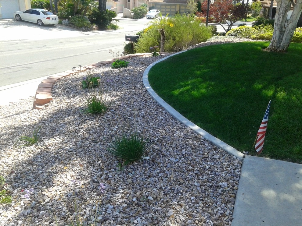 Grass and Artificial grass by GALA Services Inc - Photo 3