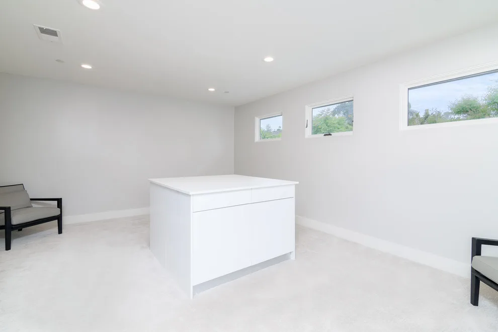 Coastal La Jolla by Priority 1 Project Management - Photo 5