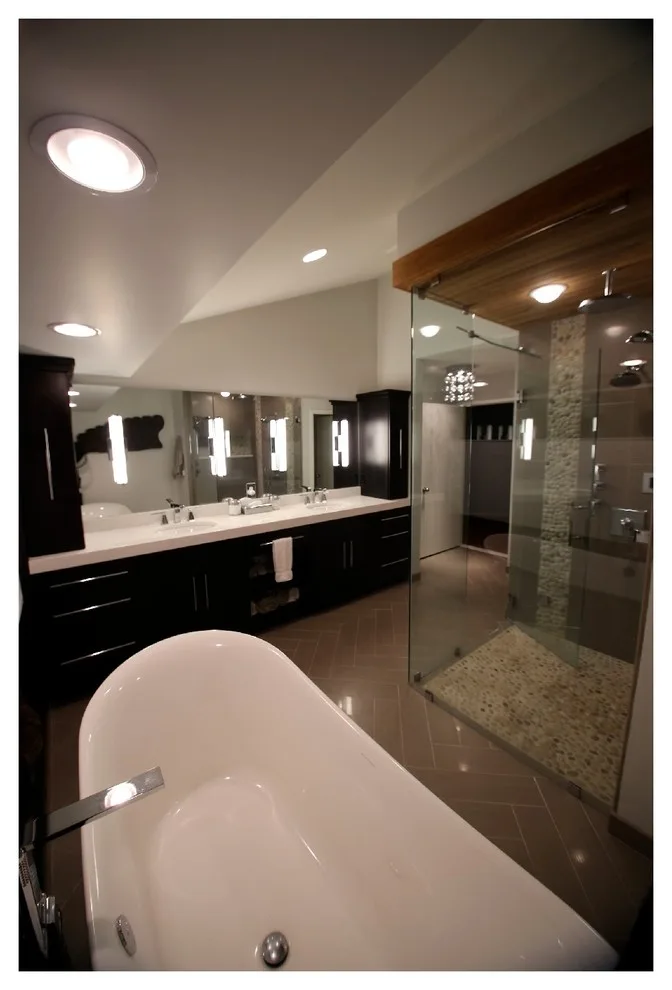 Angelus Lake Master Suite by Newmyer Distinctive Remodeling - Photo 8