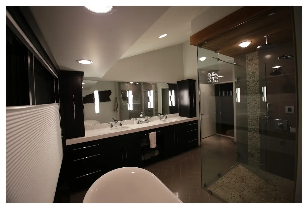 Angelus Lake Master Suite by Newmyer Distinctive Remodeling - Photo 3