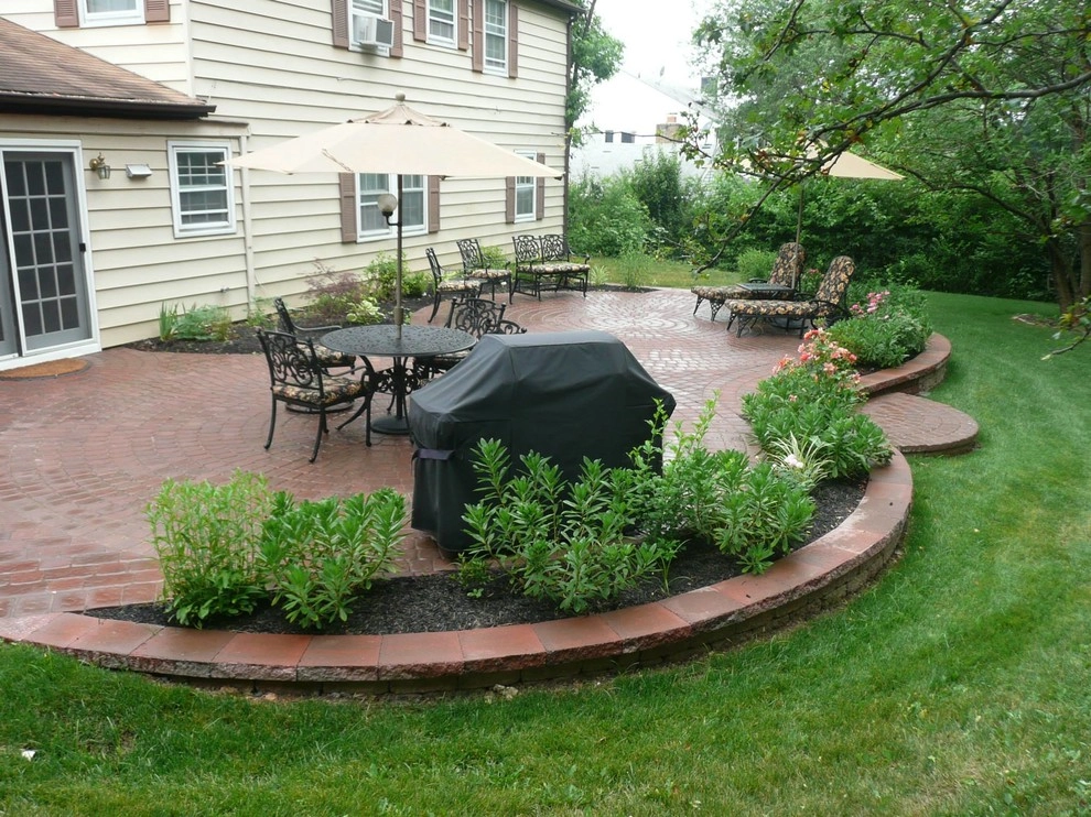 Outdoor Living & Kitchens by Garcia Patios And Landscaping, Inc. - Photo 2