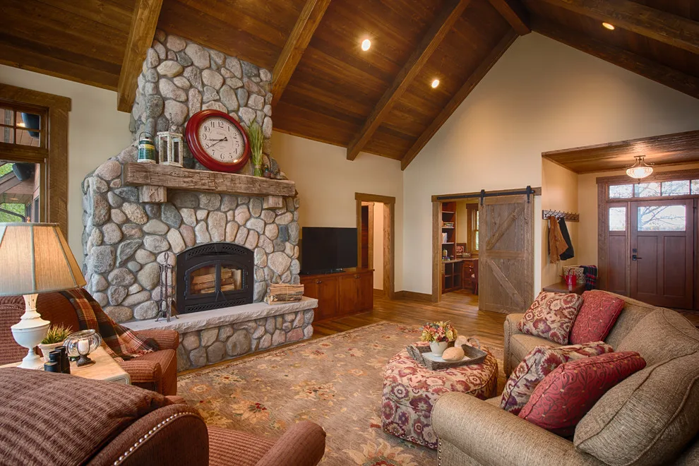 Edward Lake Refuge by Baratto Brothers Construction - Photo 7
