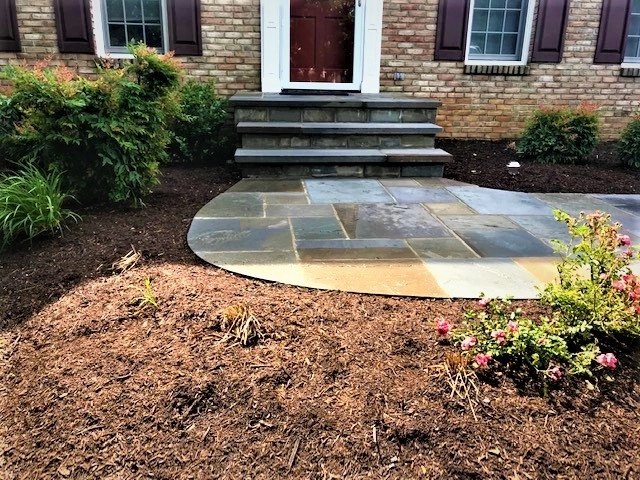 Landscaping by Garcia Patios And Landscaping, Inc. - Photo 13