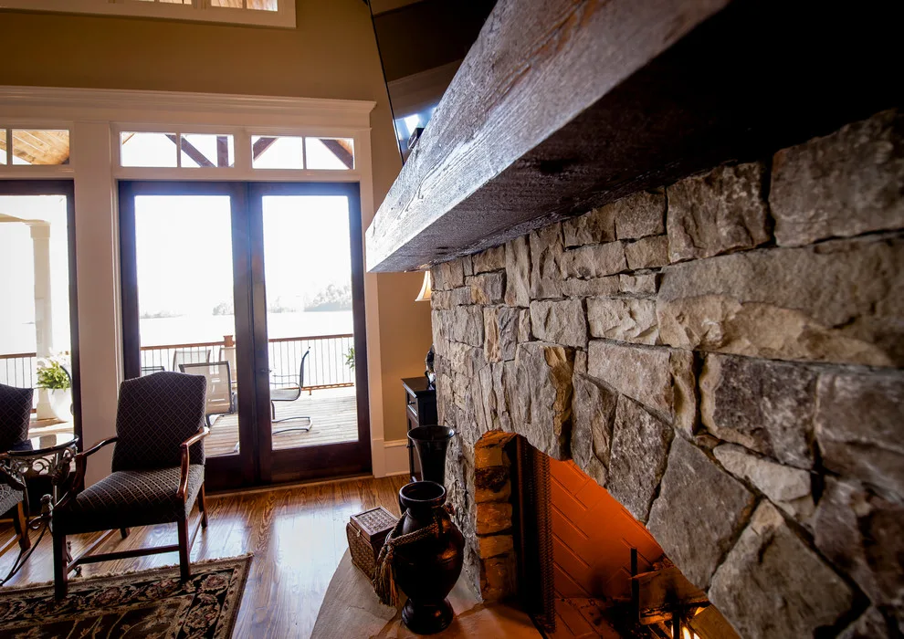 Lakefront Residence - Design and Construction by Level Team Contracting - Photo 17