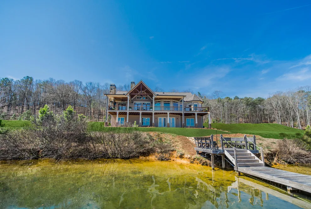 Lakefront Residence - Design and Construction by Level Team Contracting - Photo 16