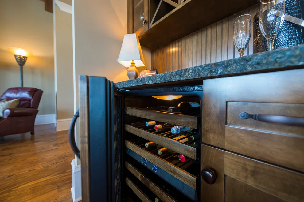 Lakefront Residence - Design and Construction by Level Team Contracting - Photo 18
