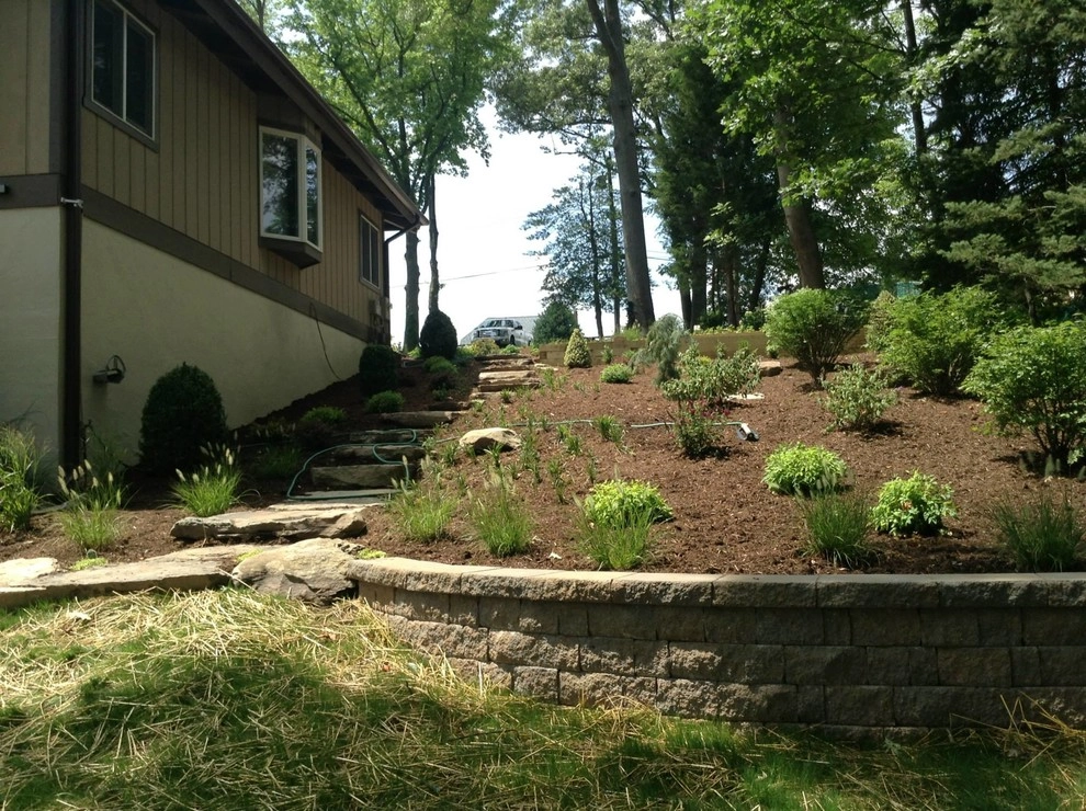 Landscaping by Garcia Patios And Landscaping, Inc. - Photo 10