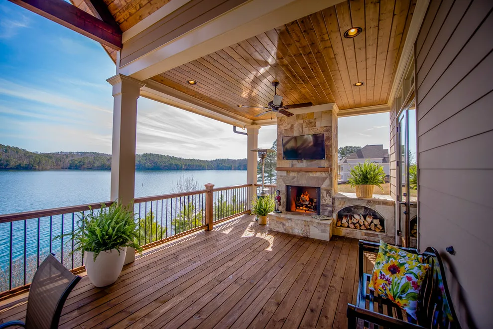 Lakefront Residence - Design and Construction by Level Team Contracting - Photo 11