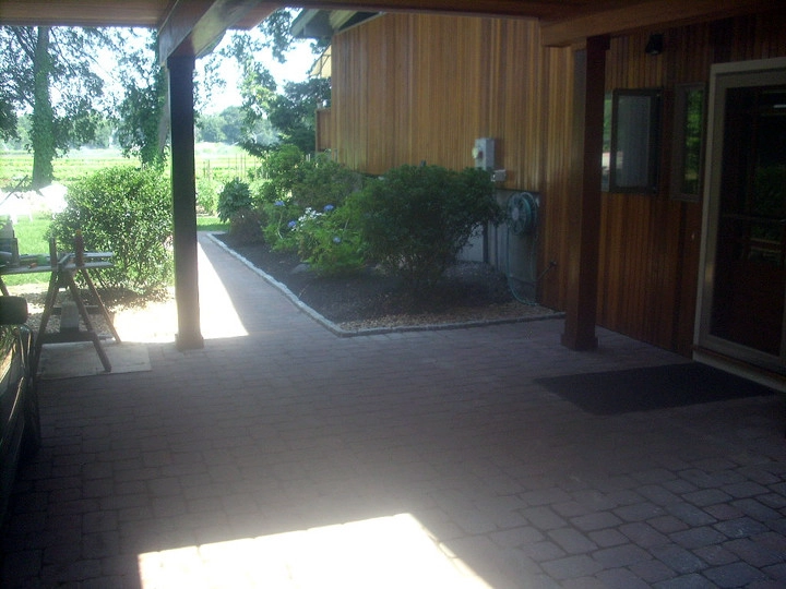 Garden City Landscape - Photo 2