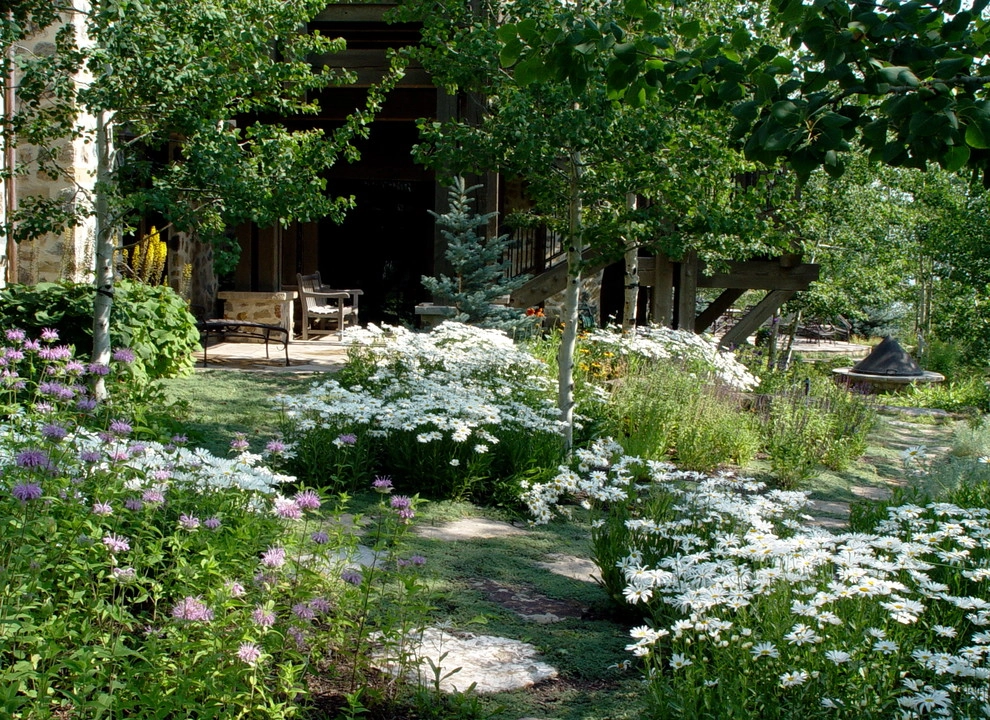 Lake Creek Residence by Garden Creations, Inc. - Photo 2