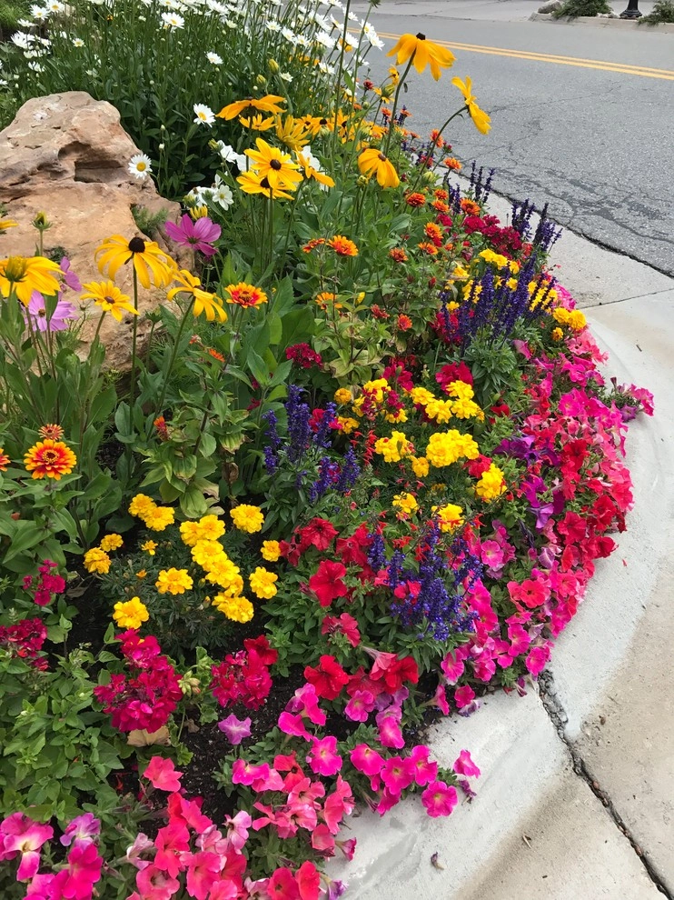 Garden Creations, Inc. - Photo 9