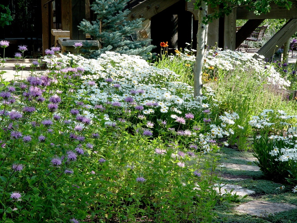 Garden Creations, Inc. - Photo 2