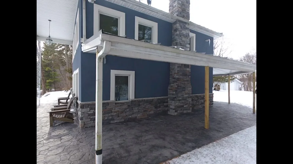 Lake house makeover by Carbon Construction Company - Photo 2