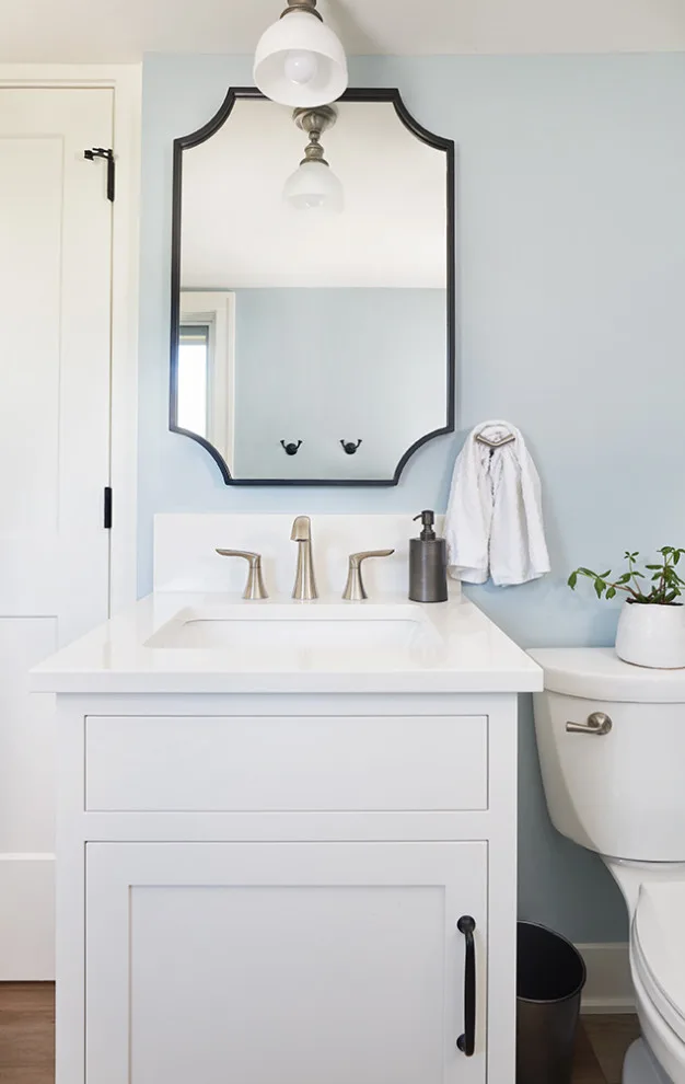 Lake Michigan Apartment Revamp by Blok Builders, Inc. - Photo 9