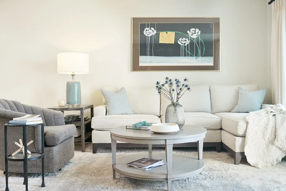 Lake Michigan Apartment Revamp by Blok Builders, Inc. - Photo 14