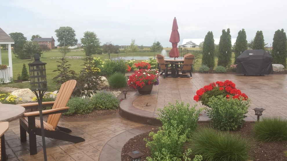 Lewis' Lush Landscape by Garden Of Eden Landscaping Services - Photo 11