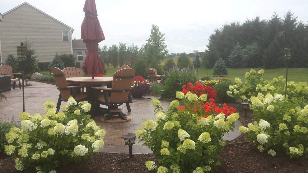 Lewis' Lush Landscape by Garden Of Eden Landscaping Services - Photo 19