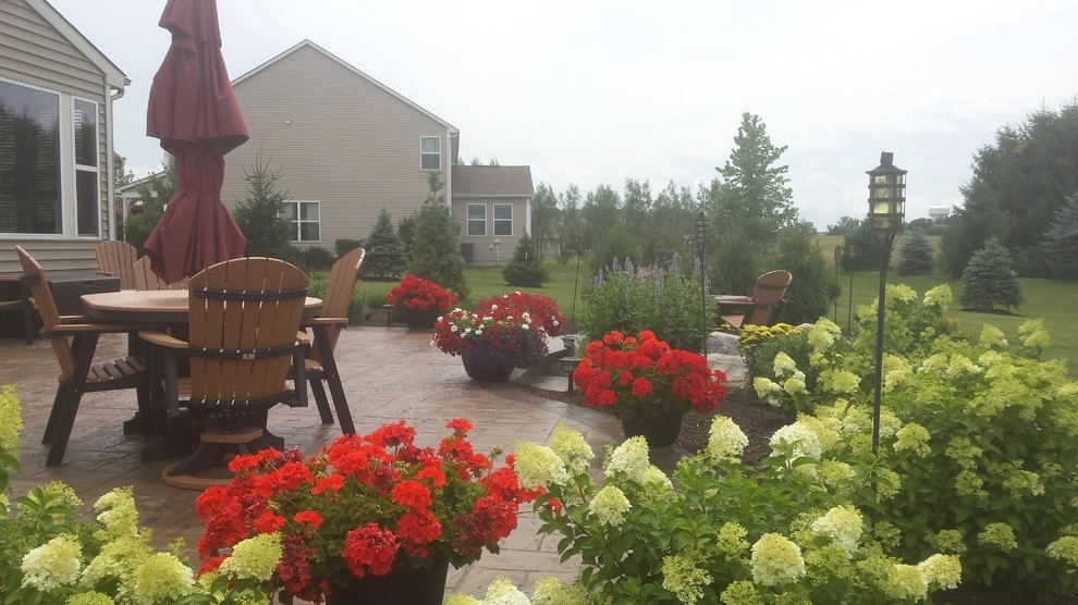 Lewis' Lush Landscape by Garden Of Eden Landscaping Services - Photo 6